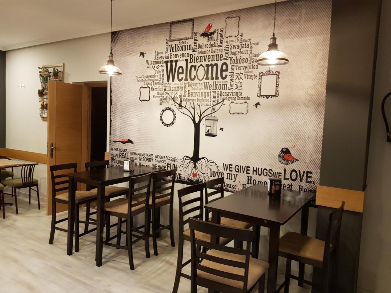 Hostal Restaurante El Abuelo Trobajo Del Camino المظهر الخارجي الصورة