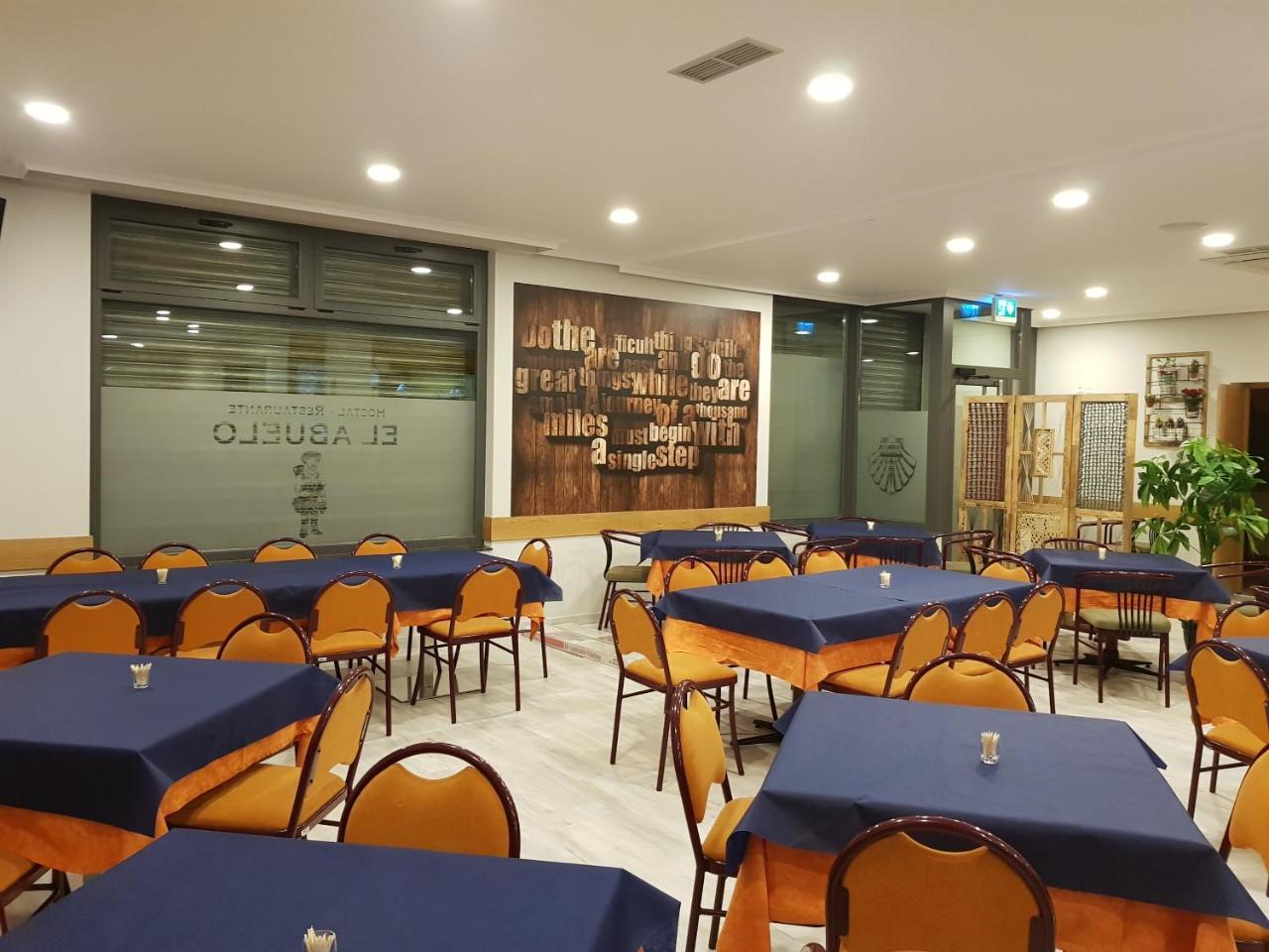 Hostal Restaurante El Abuelo Trobajo Del Camino المظهر الخارجي الصورة