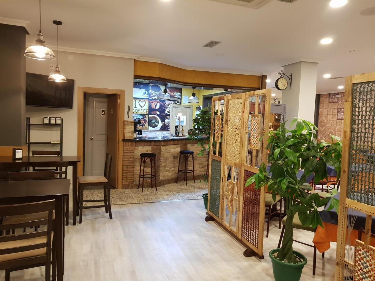 Hostal Restaurante El Abuelo Trobajo Del Camino المظهر الخارجي الصورة